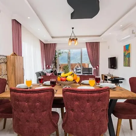 Willa Yagmur Damlasi Muhafazakar Denize Yakin