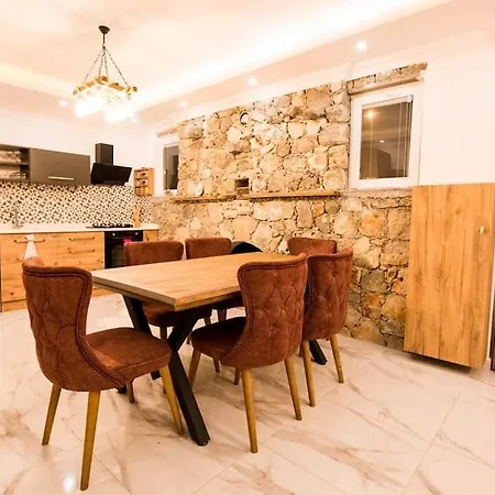 Yagmur Damlasi Muhafazakar Denize Yakin Villa