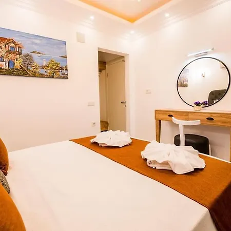 Yagmur Damlasi Muhafazakar Denize Yakin * Kalkan