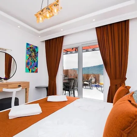 Yagmur Damlasi Muhafazakar Denize Yakin Kalkan