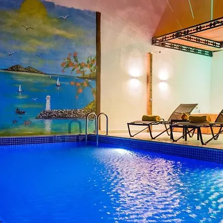 Yagmur Damlasi Muhafazakar Denize Yakin Villa Kalkan